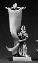 RE_Elven Standard Bearer