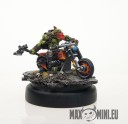 MaxMini Ork Biker bemalt