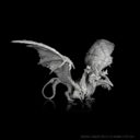 WizKids D&D NOLZUR'S MARVELOUS MINIATURES UNPAINTED GARGANTUAN TIAMAT 8