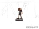 Tabletop Art Townsfolk Miniatures Servant With Barrel 1