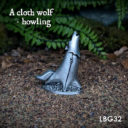 Statuesque A Cloth Wolf Howling 1