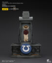 Joy Toy Ultramarines Lieutenant Titus' MkX Helmet & Display Stand 2