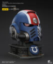 Joy Toy Ultramarines Lieutenant Titus' MkX Helmet & Display Stand 3