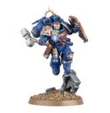 Games Workshop Captain Mit Sprungmodul Und Ehrenschild 1